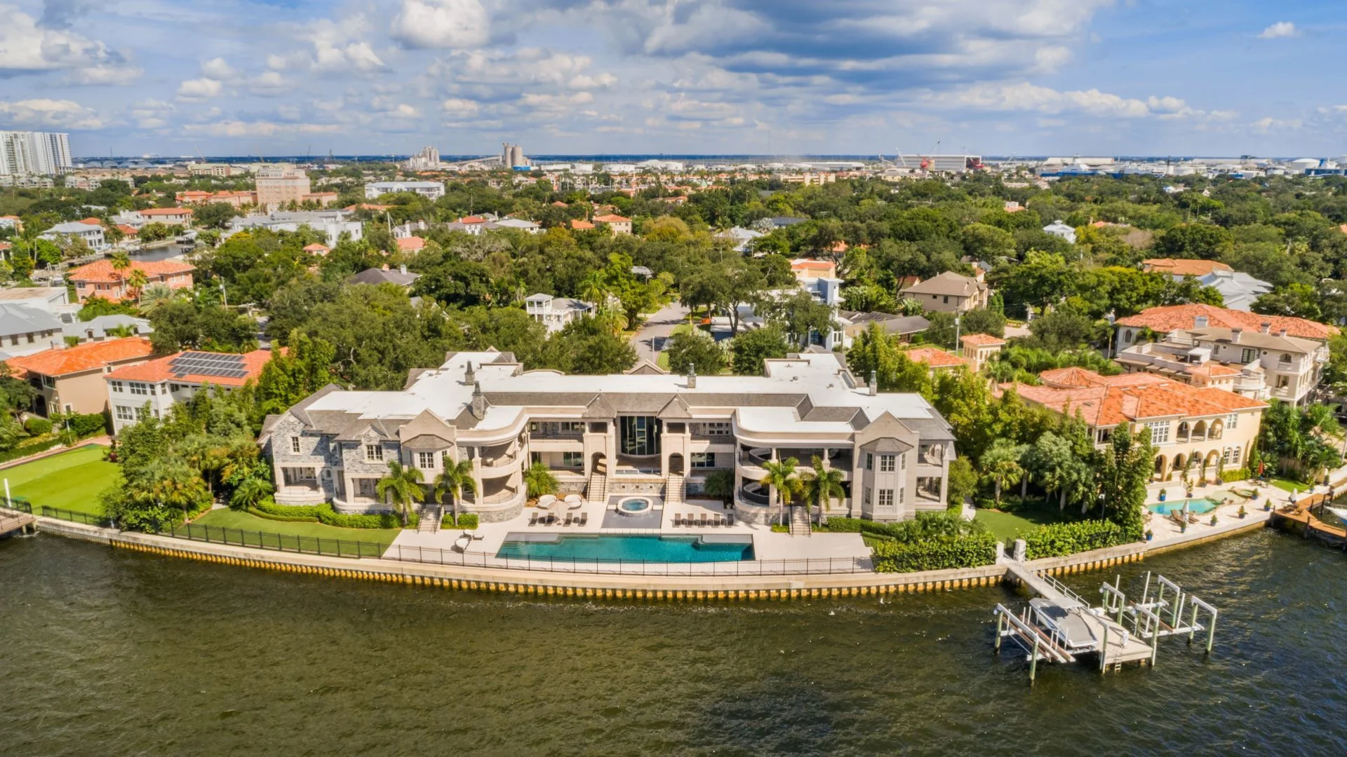 Harbour Island homes